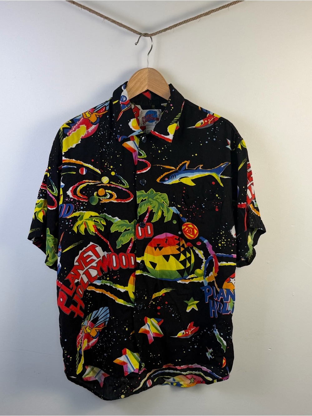Rare VTG Planet Hollywood All Over Print Casual Button Up Shirt 90s